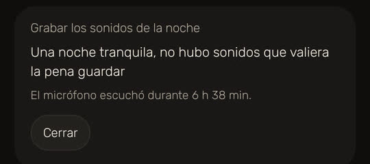 Pantalla de Wakira, con datos de ejemplo: «Una noche tranquila, no hubo sonidos que valiera la pena guardar», y «El micrófono escuchó durante 6 h 38 min.»